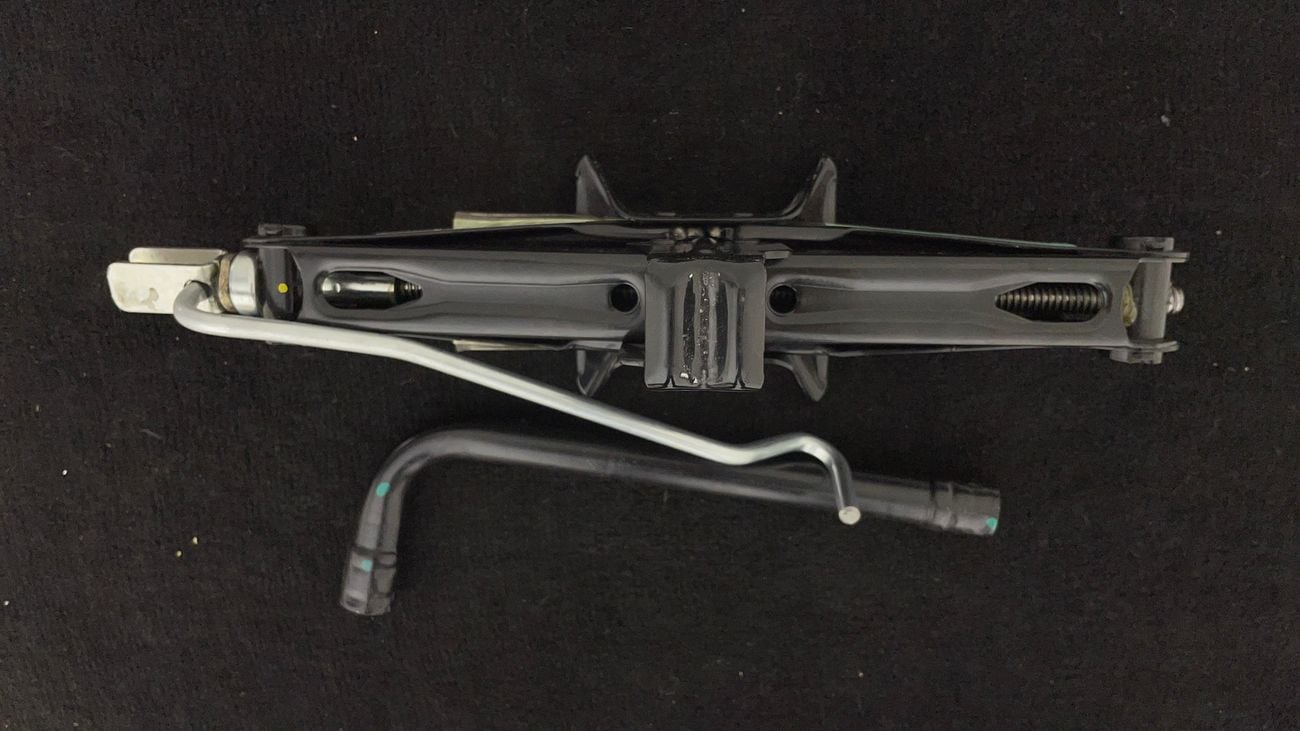 Renault Duster PE 1.6 | Zero Down Payment | Home Test Drive