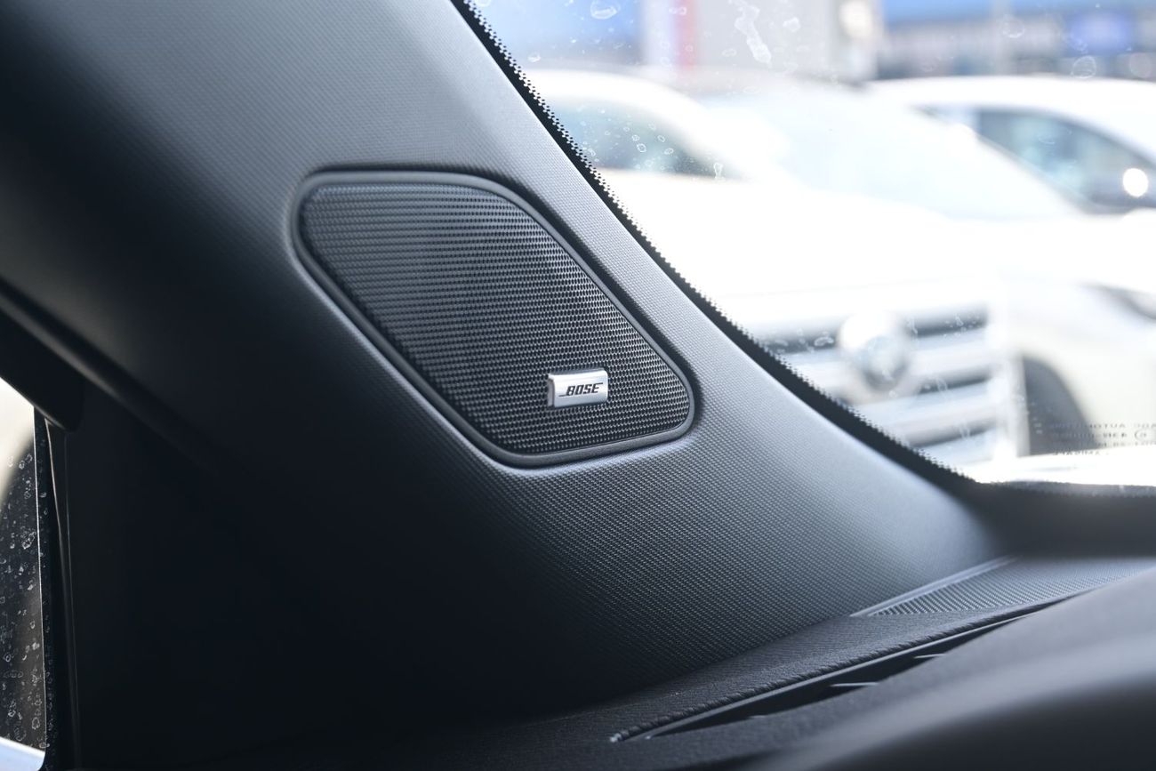 ميتسوبيشي آوتلاندر Mitsubishi Outlander P-Line 2.5L Petrol 4WD, Model 2025, Color Grey