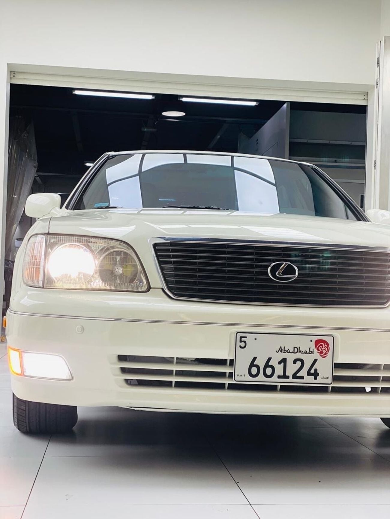 Lexus LS400