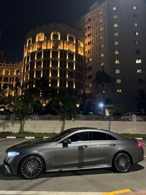 مرسيدس بنز CLS 300