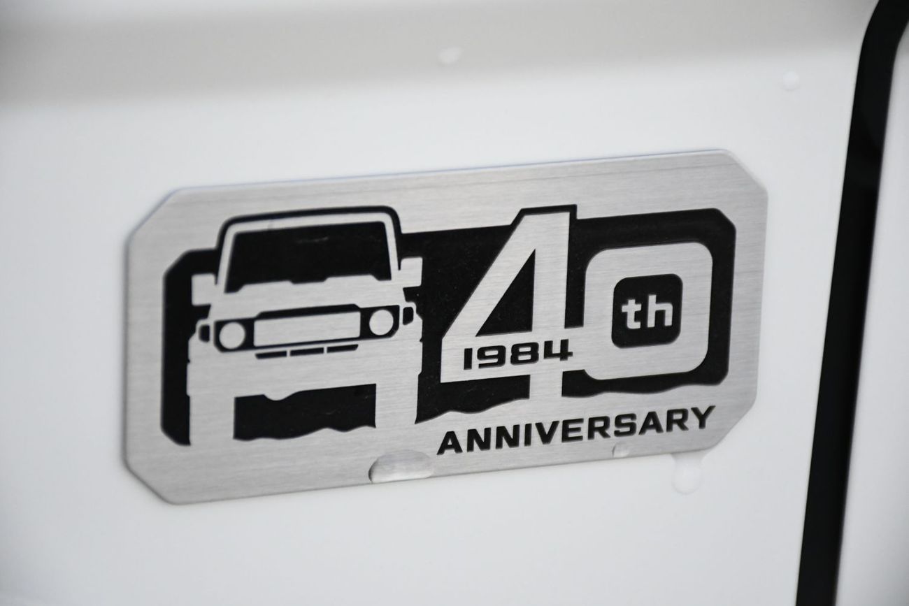 Toyota Land Cruiser Pick Up 79 series 2.8L Manual  Diesel Double Cap