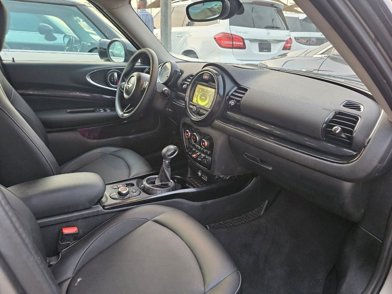 Mini Clubman COOPER low milage car