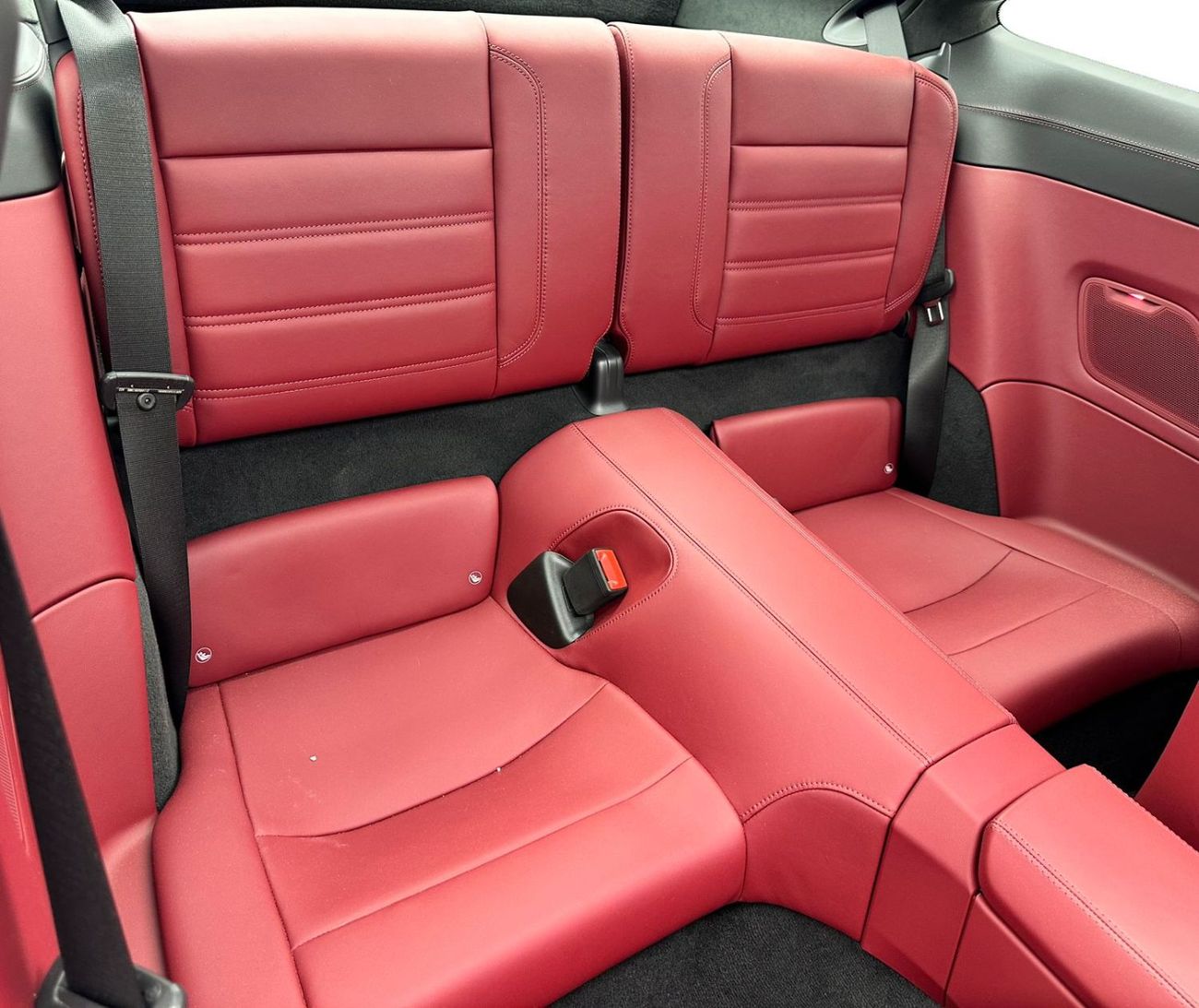 بورش 911 2024 Porsche 911 Turbo, July 2026 Porsche Warranty, Porsche Full Service History, GCC