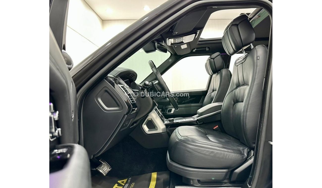 Land Rover Range Rover 2018 Range Rover Vogue SE V8 LWB, Warranty, Full Range Rover Service History, Low Kms, GCC