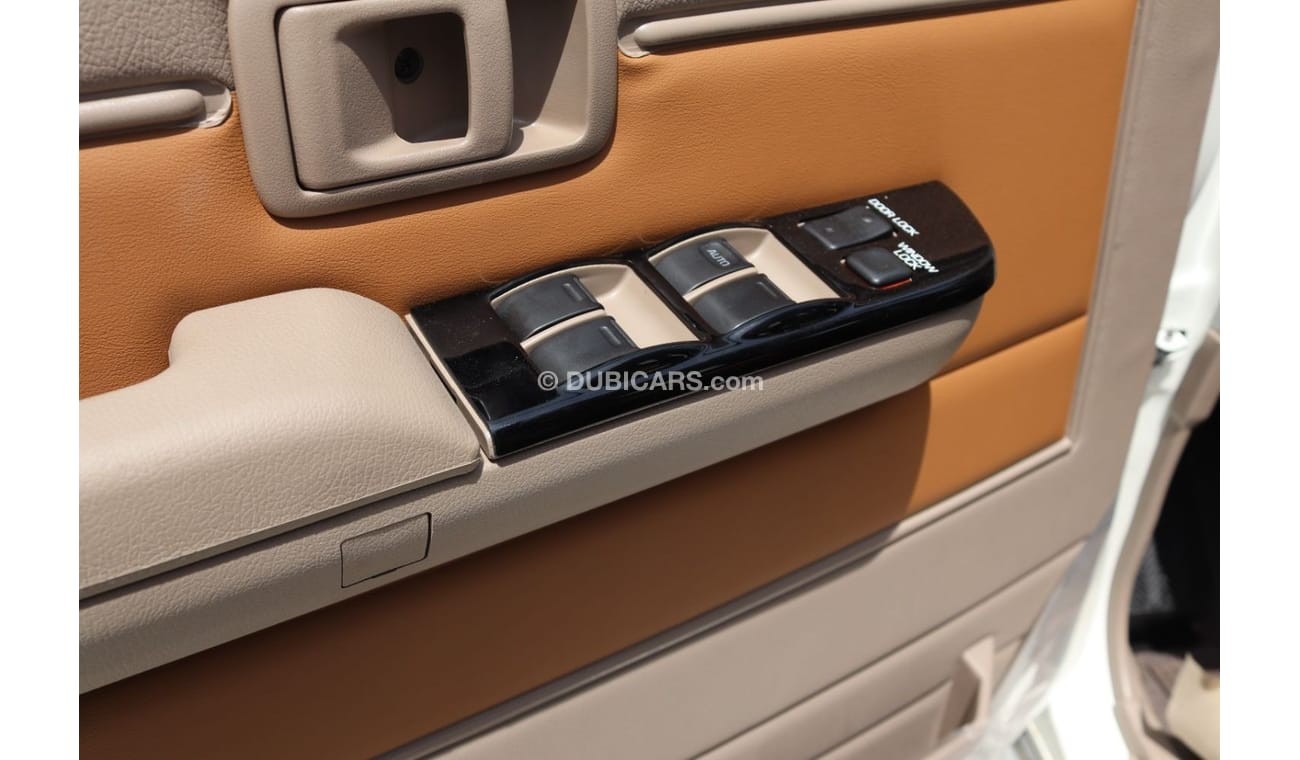 تويوتا لاند كروزر 70 2023 LAND CRUISER GRJ 76 4.0 V6 70YH ANNIVERSARY 