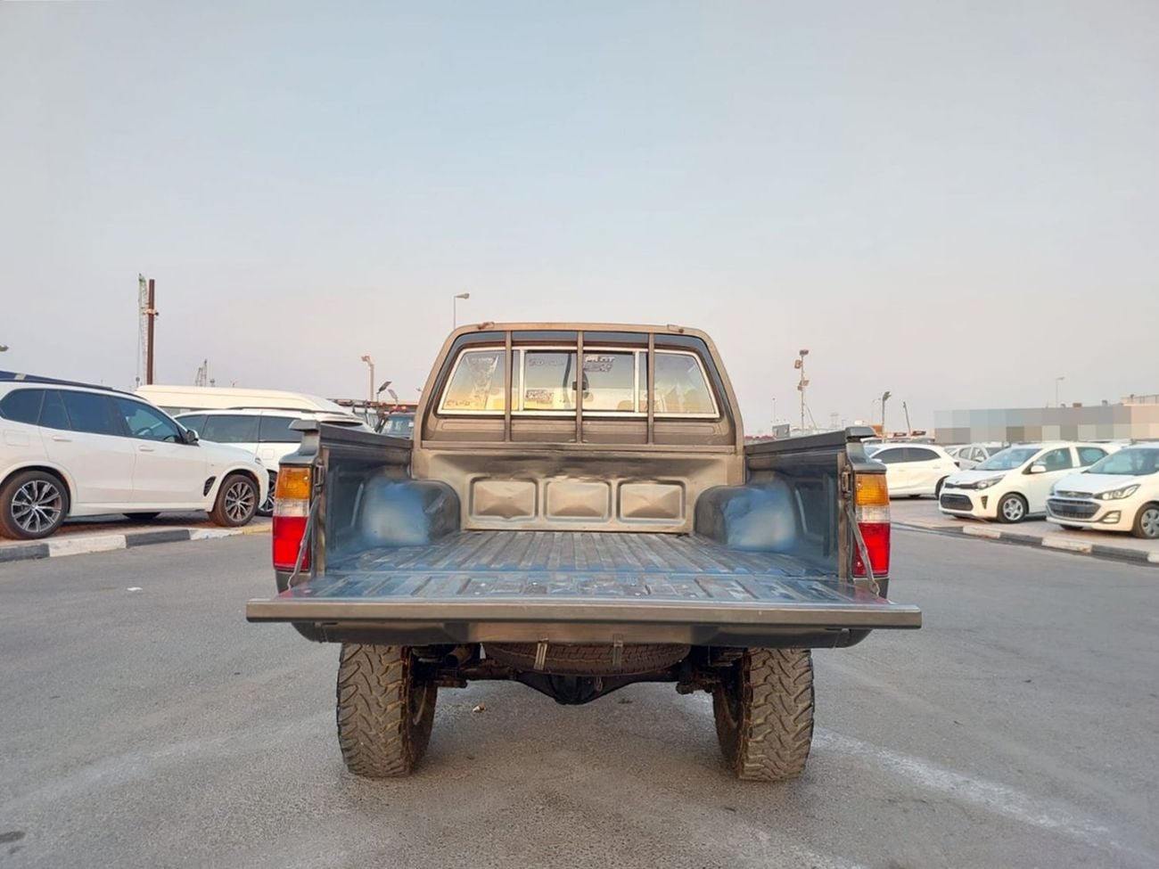 تويوتا هيلوكس 1989 TOYOTA HILUX PICK UP RHD DIESEL MANUAL(PM13672)