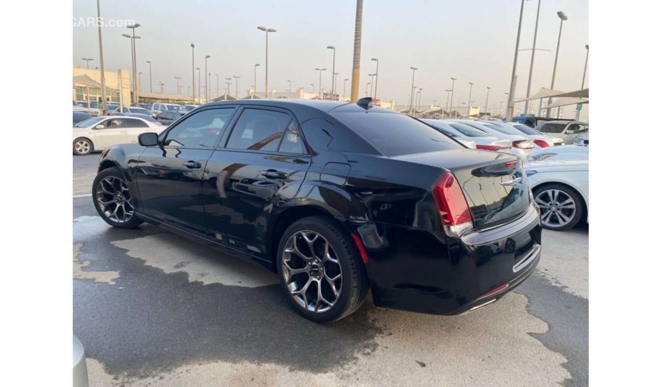 كرايسلر 300C بلس بلس بلس