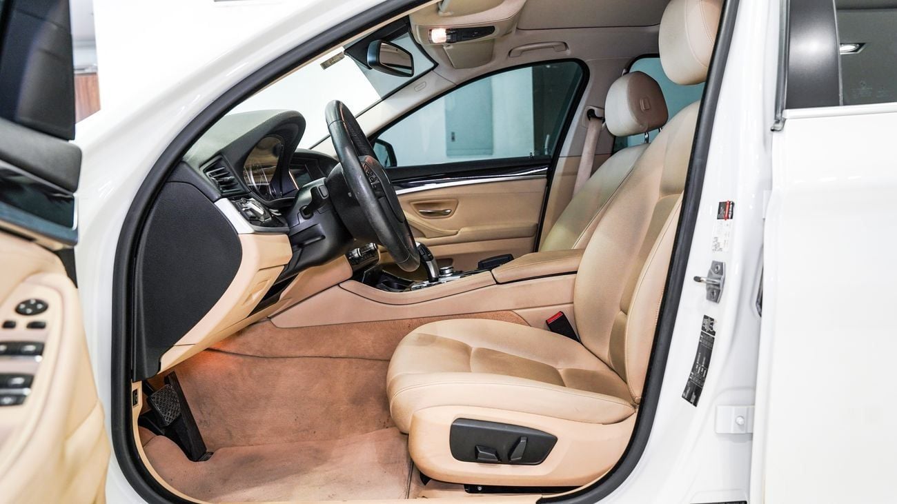 BMW 520i EXCLUSIVE