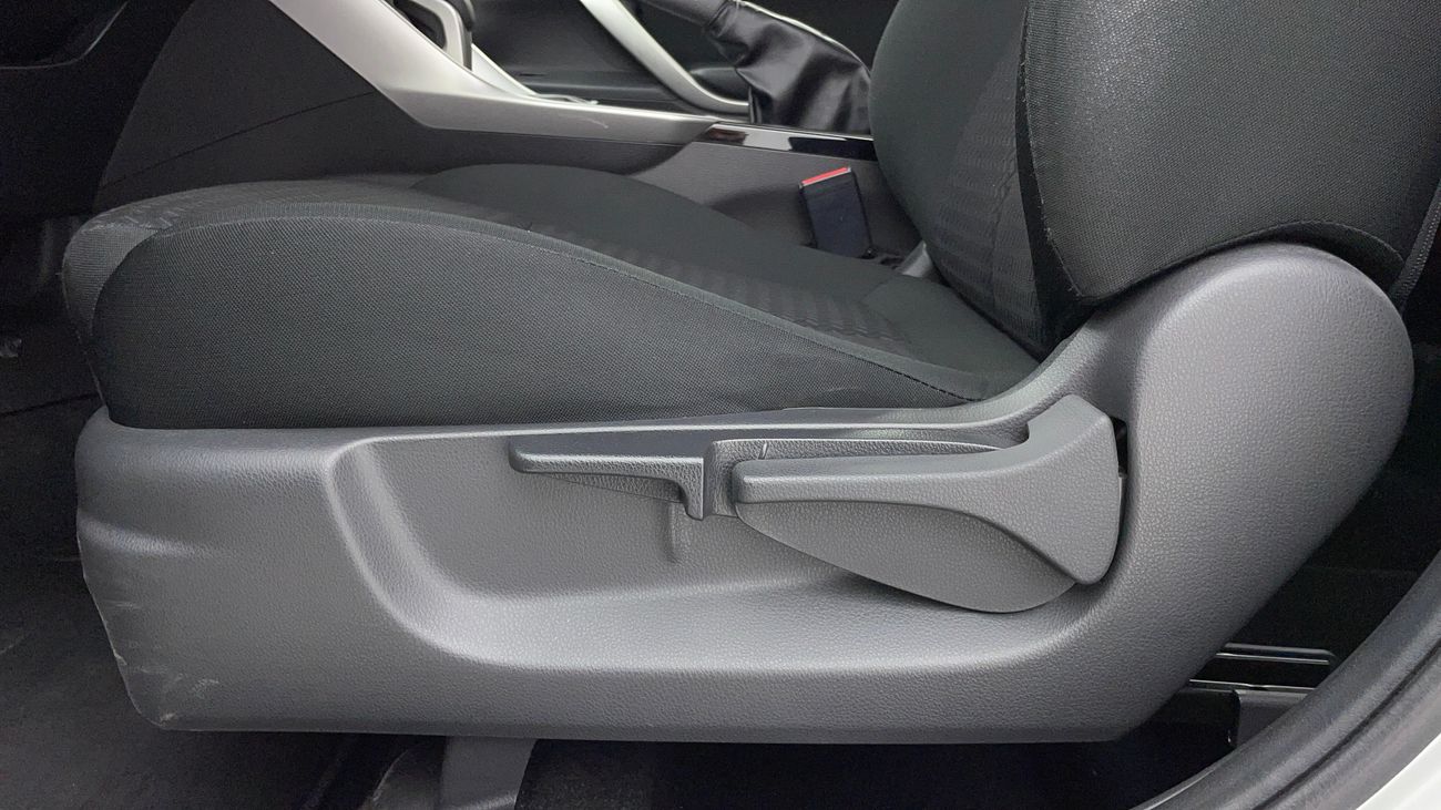 Mitsubishi Eclipse Cross GLX HIGHLINE 1.5 | Zero Down Payment | Free Home Test Drive