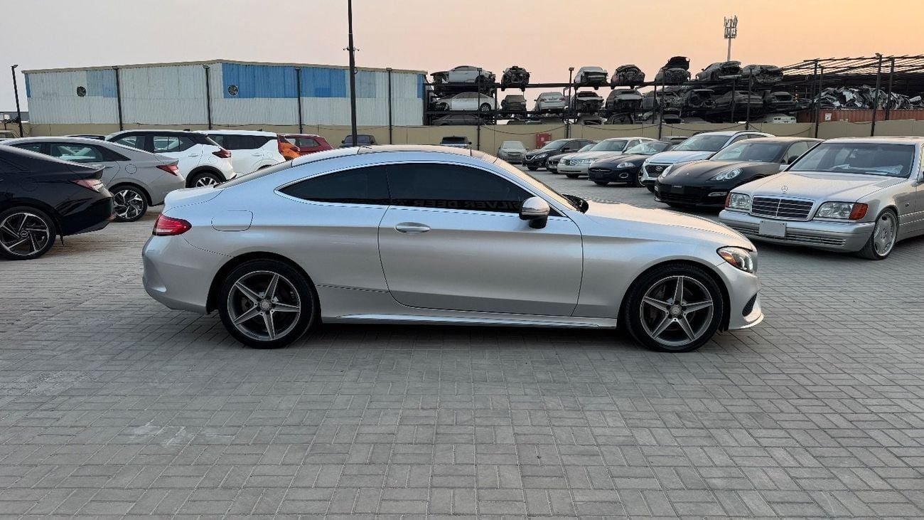 مرسيدس بنز C 300 كوبيه 2.0 L Turbo 4Matic