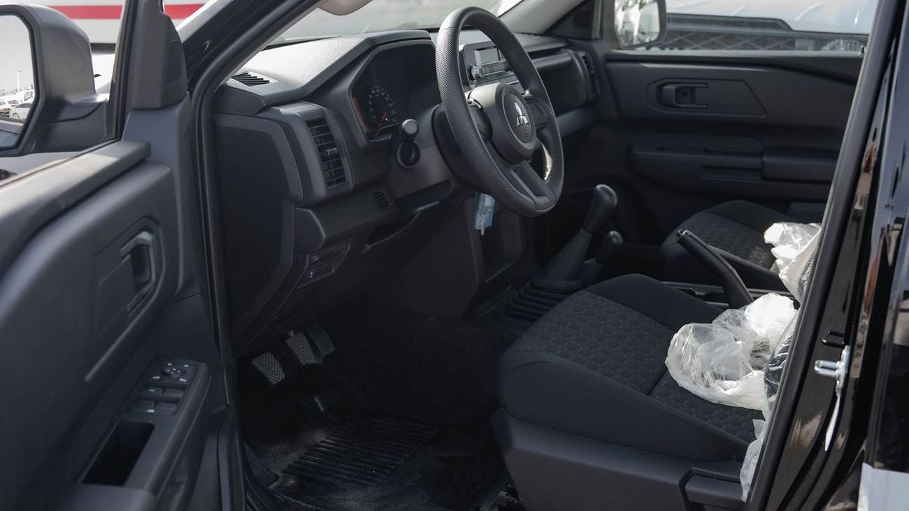 ميتسوبيشي L200 2026 Mitsubishi L200 GL 2.4L MT Petrol (Black)