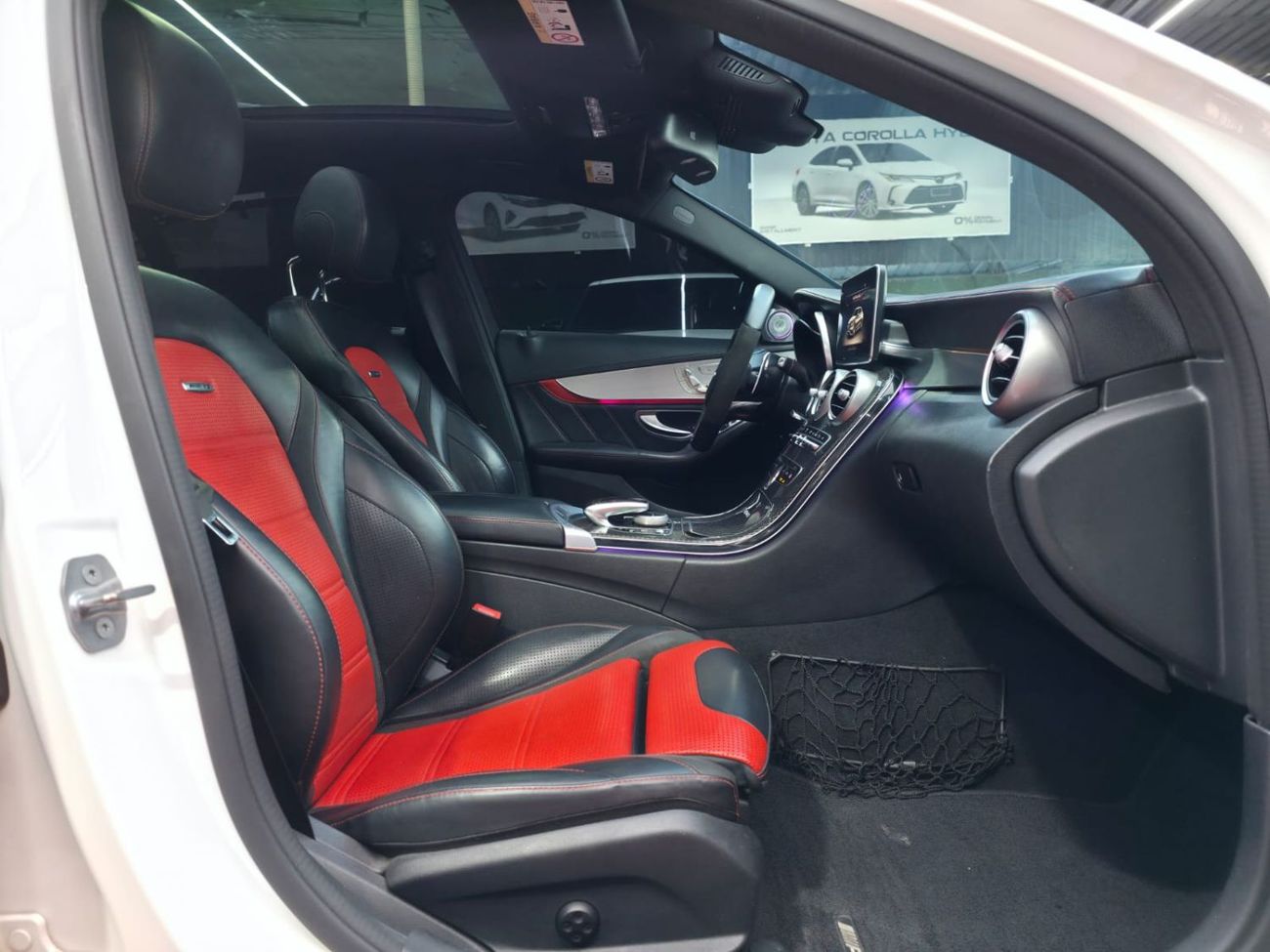 Mercedes-Benz C 63S AMG Std 4.0L (5 Seater)