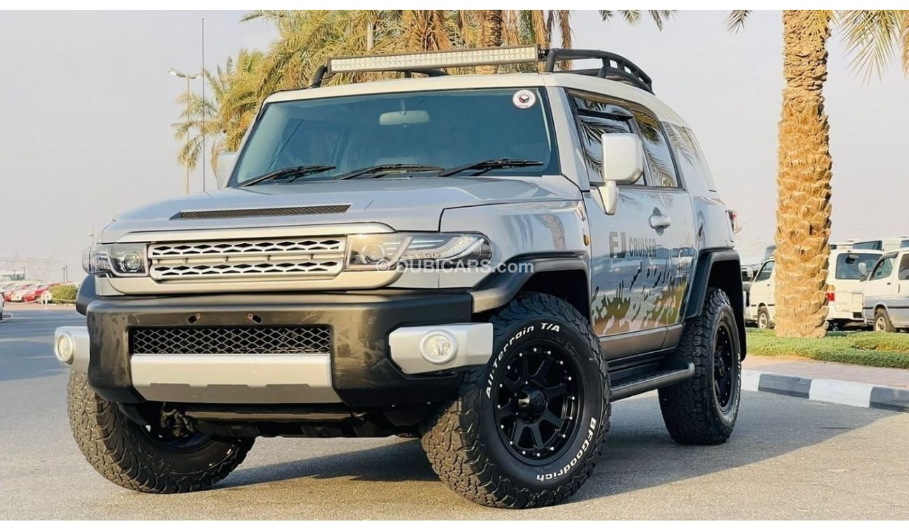 Toyota FJ Cruiser Latest Facelifted | JAPAN SPECS | 2016 | RIGHT-HAND-DRIVE | 4000CC PETROL | 4X4 | Alloy Wheels