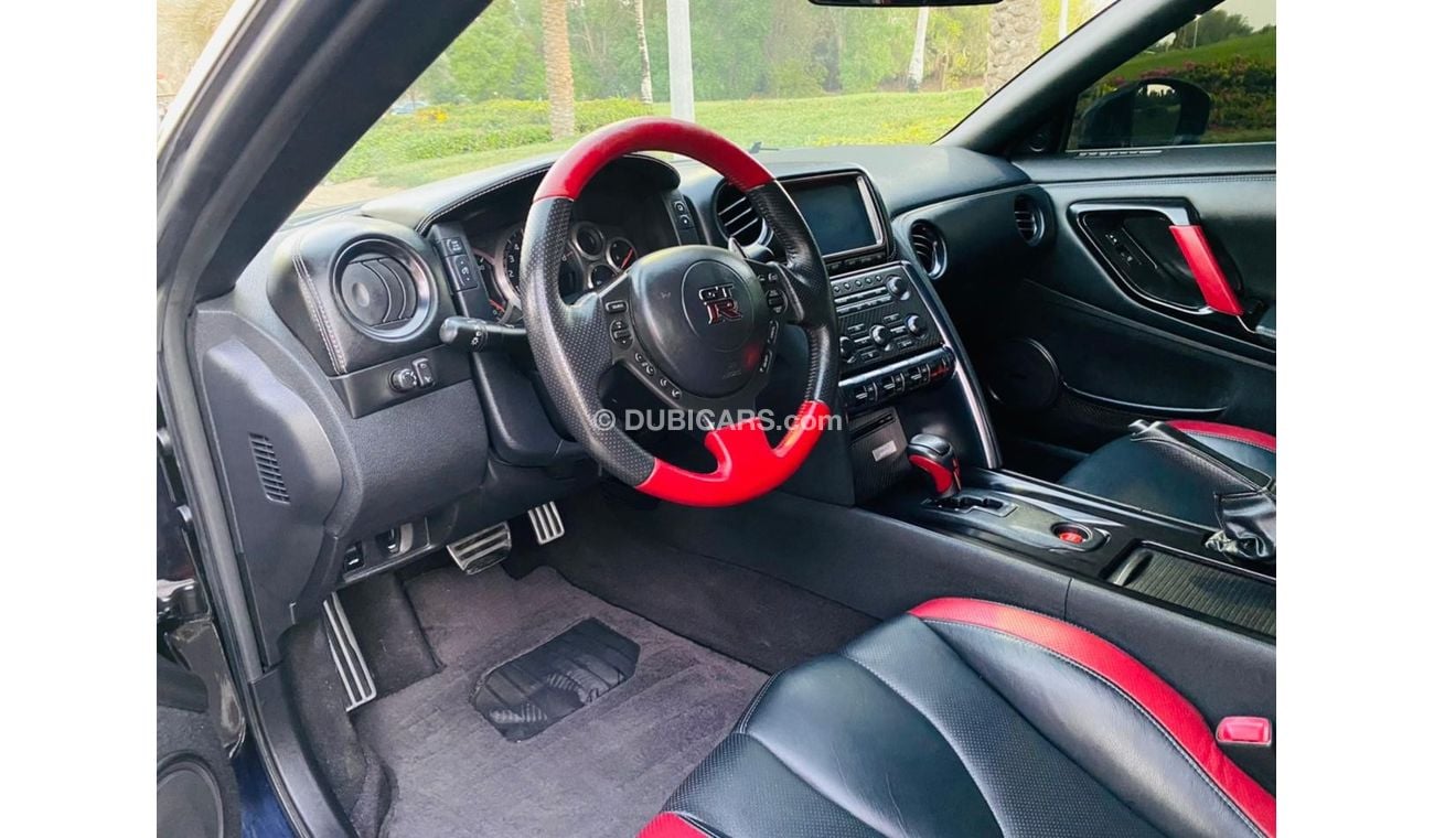 Nissan GTR Nissan GT-R GCC 2013 perfect condition clean car