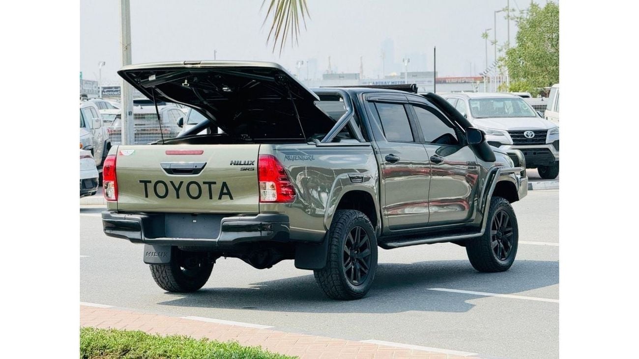 Toyota Hilux PREMIUM BULL BAR INSTALLED | ROOF MOUNTED LED STRIP LIGHTS | BLACK INTE