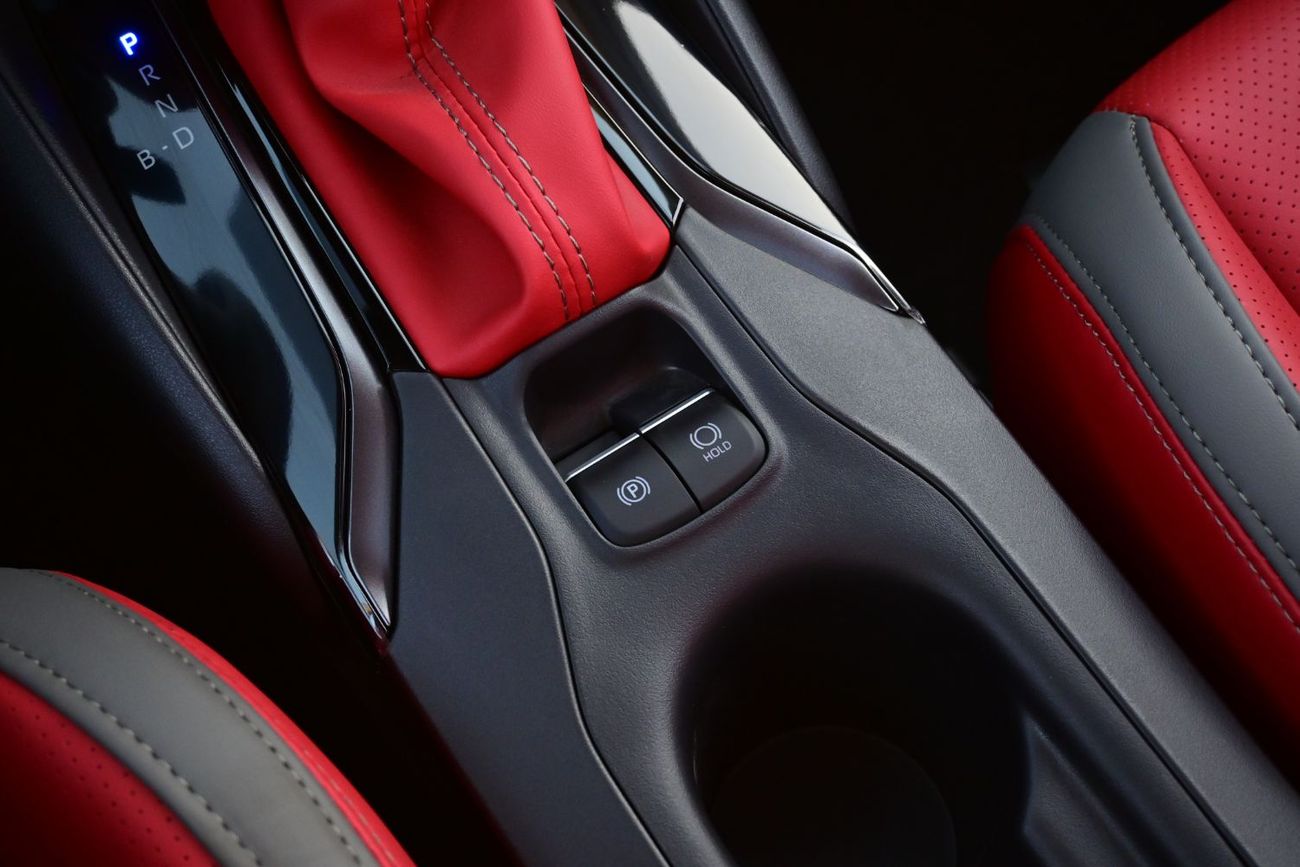 Toyota Levin Toyota Levin GR-Sport 1.8L Hybrid, FWD Model 2025, Color White