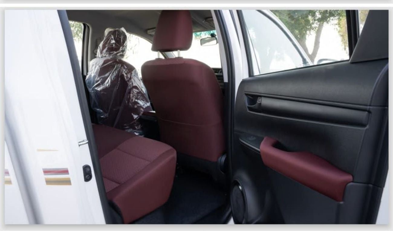 Toyota Hilux GLX HILUX 2.7 DC A/T 4X2, 2025 WHITE INSIDE MAROON
