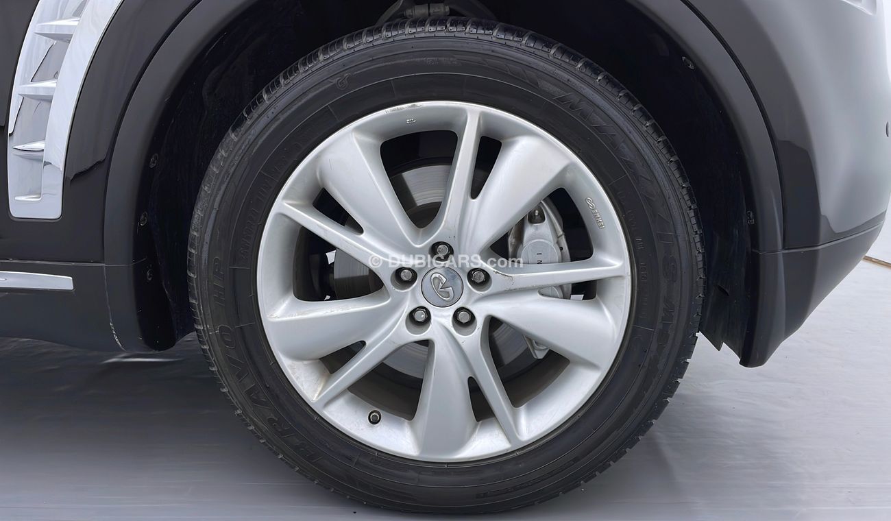 Infiniti QX70 EXCELLENCE 3.7 | Under Warranty | Inspected on 150+ parameters