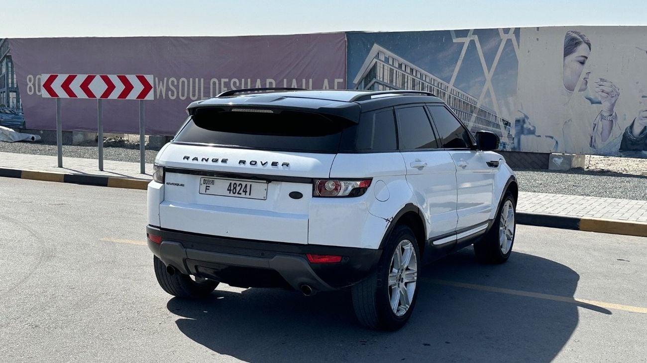 Land Rover Range Rover Evoque Pure LE 2.0L (5 Door) PURE PREMIUM 2.0L (5 Door)
