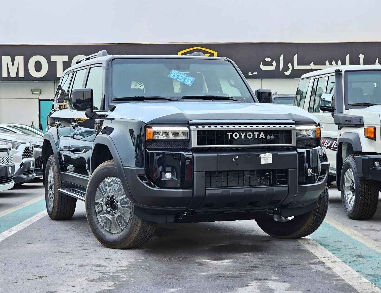 تويوتا برادو TURBO ALL ROUNDER / 2.8L DIESEL V4 / DIFFLOCK / SUNROOF / COOL BOX (CODE # P28AR2)