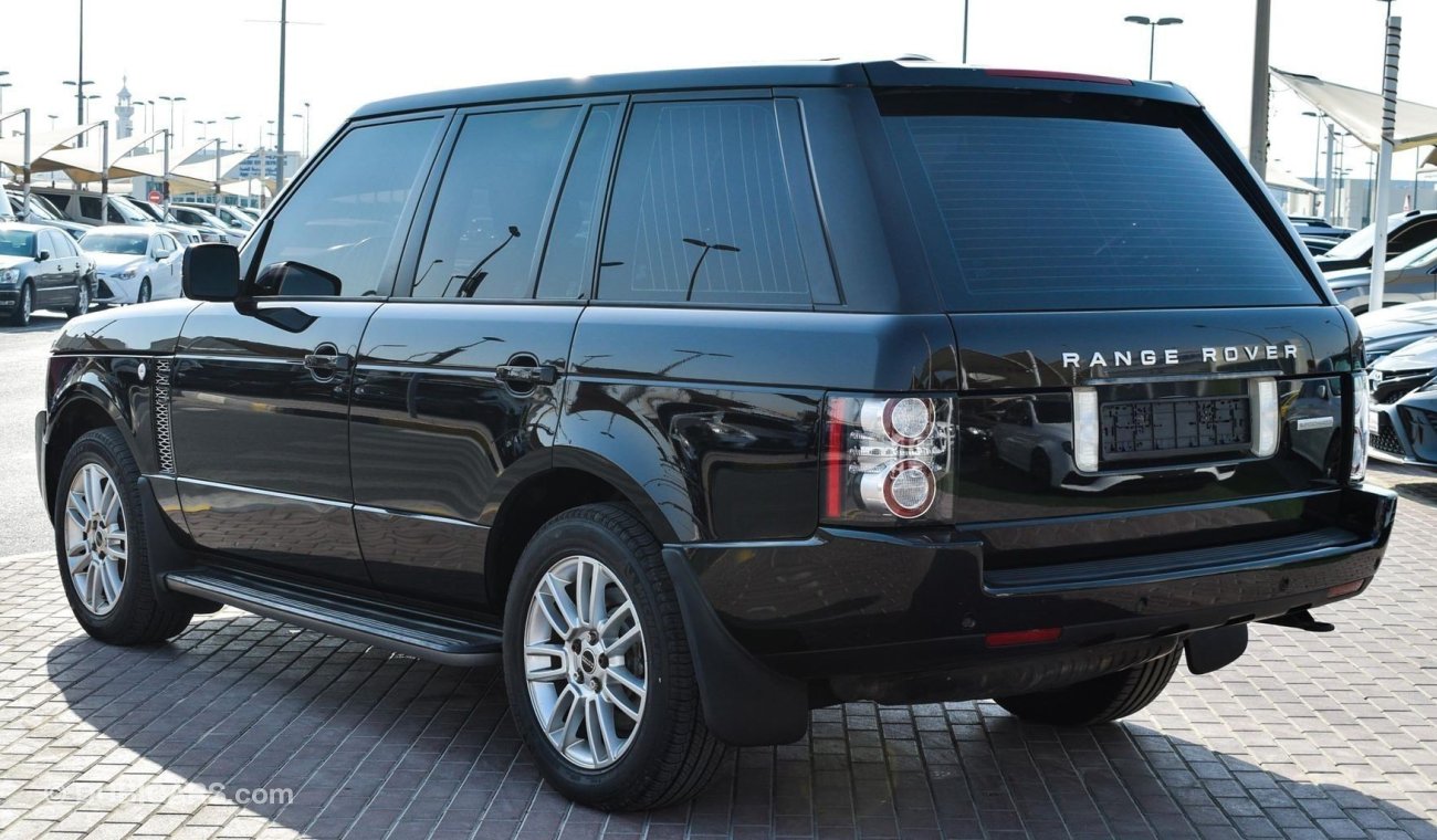 Land Rover Range Rover HSE With Supercharged Badge