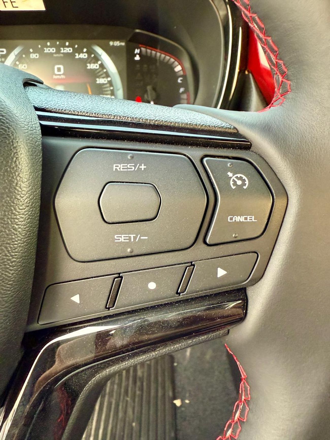 Isuzu DMax 3.0L Crew Cab 4WD LS (A/T)