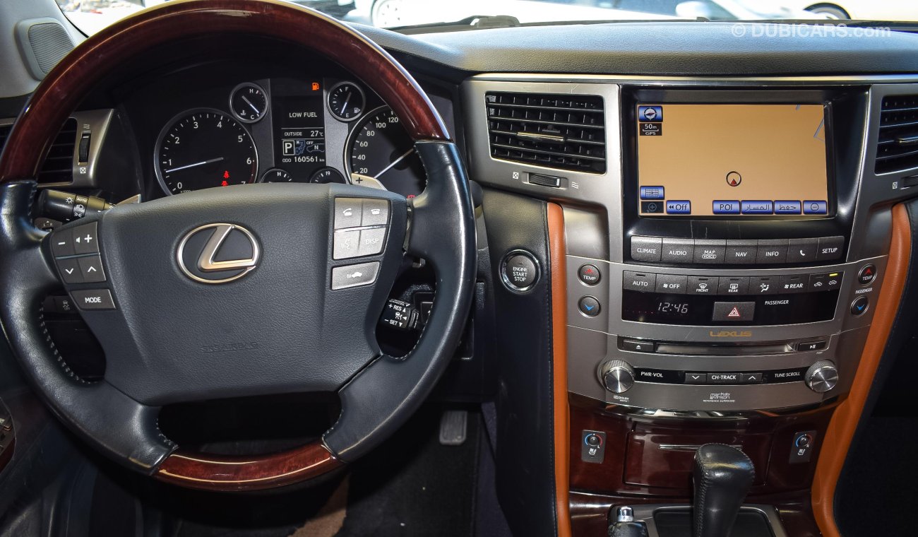 Lexus LX570 S