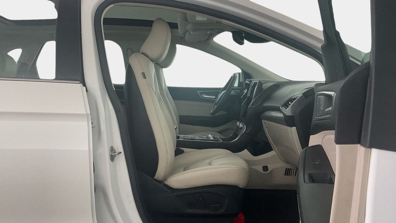 فورد إدج Titanium / Titanium Plus | شامل الضمان | 0 ﺪﻔﻋﺓ ﺃﻮﻟﻯ