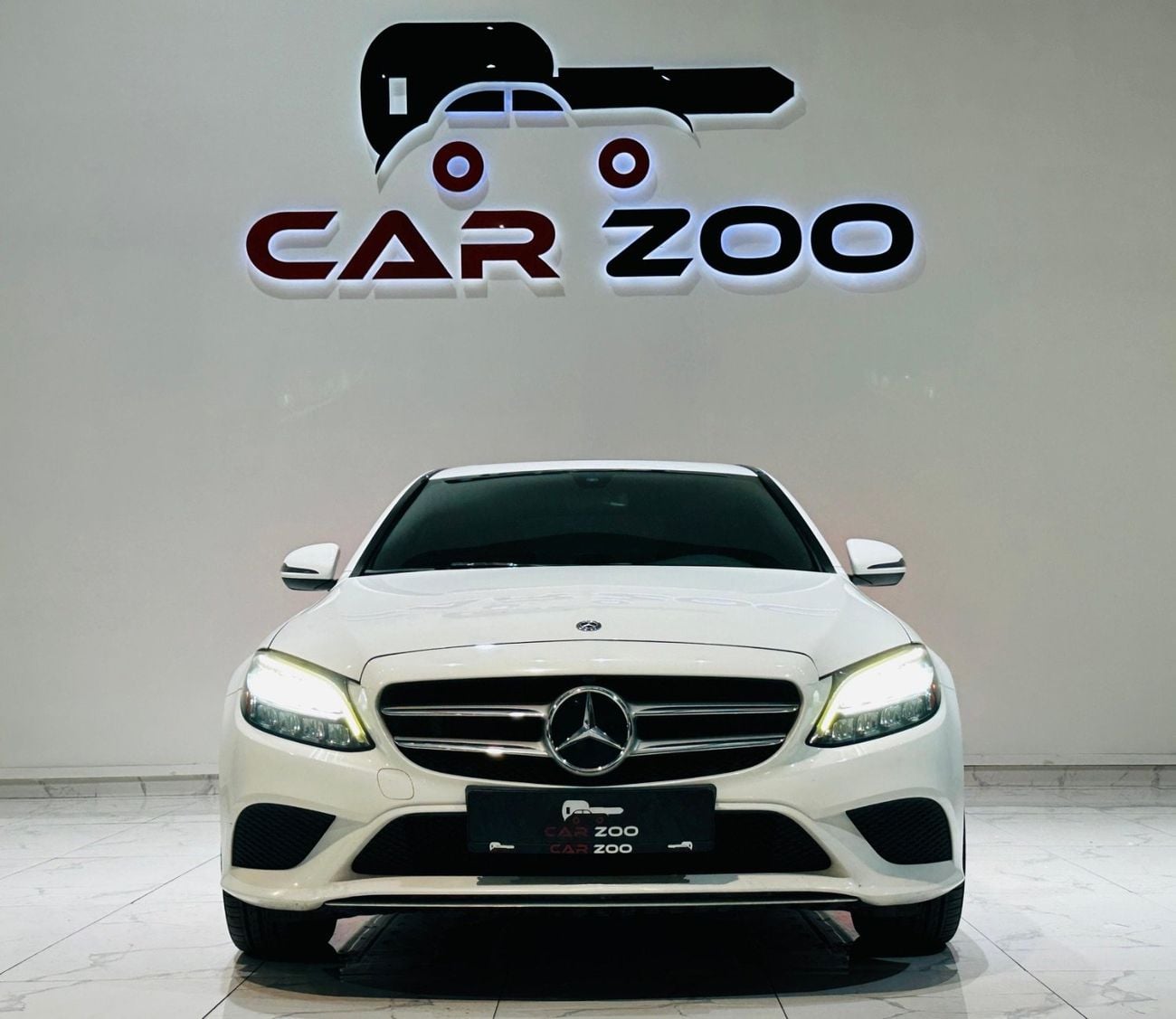 مرسيدس بنز C 300 Luxury 2.0L