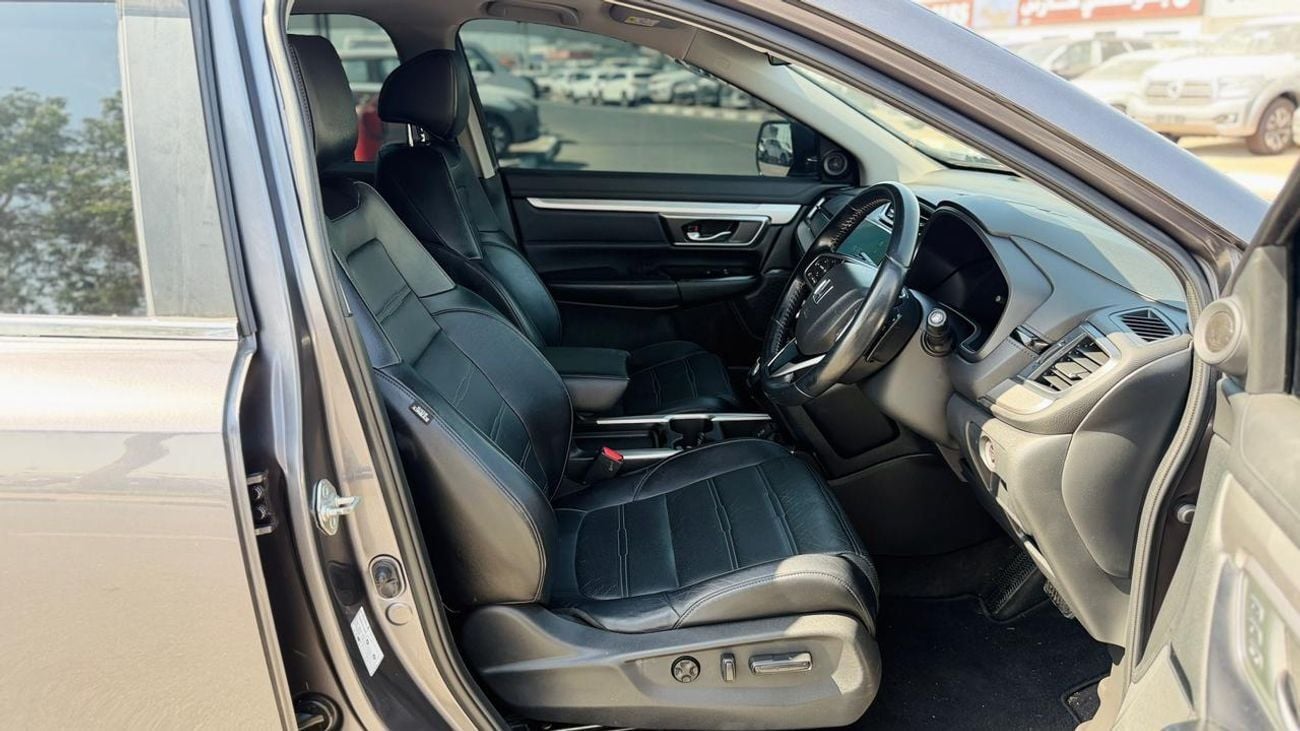 Honda CRV 2019 | 1.5L PETROL ENGINE | AUTOMATIC TRASMISSION | RHD | 7 SEATERS | 2WD | ELECTRIC HEATED SEATS