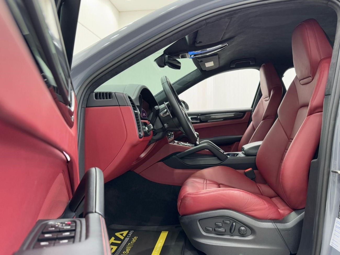 Porsche Cayenne Turbo GT 4.0L 2022 Porsche Cayenne Turbo GT, Agency Warranty Till 10/26, Full Service History, GCC