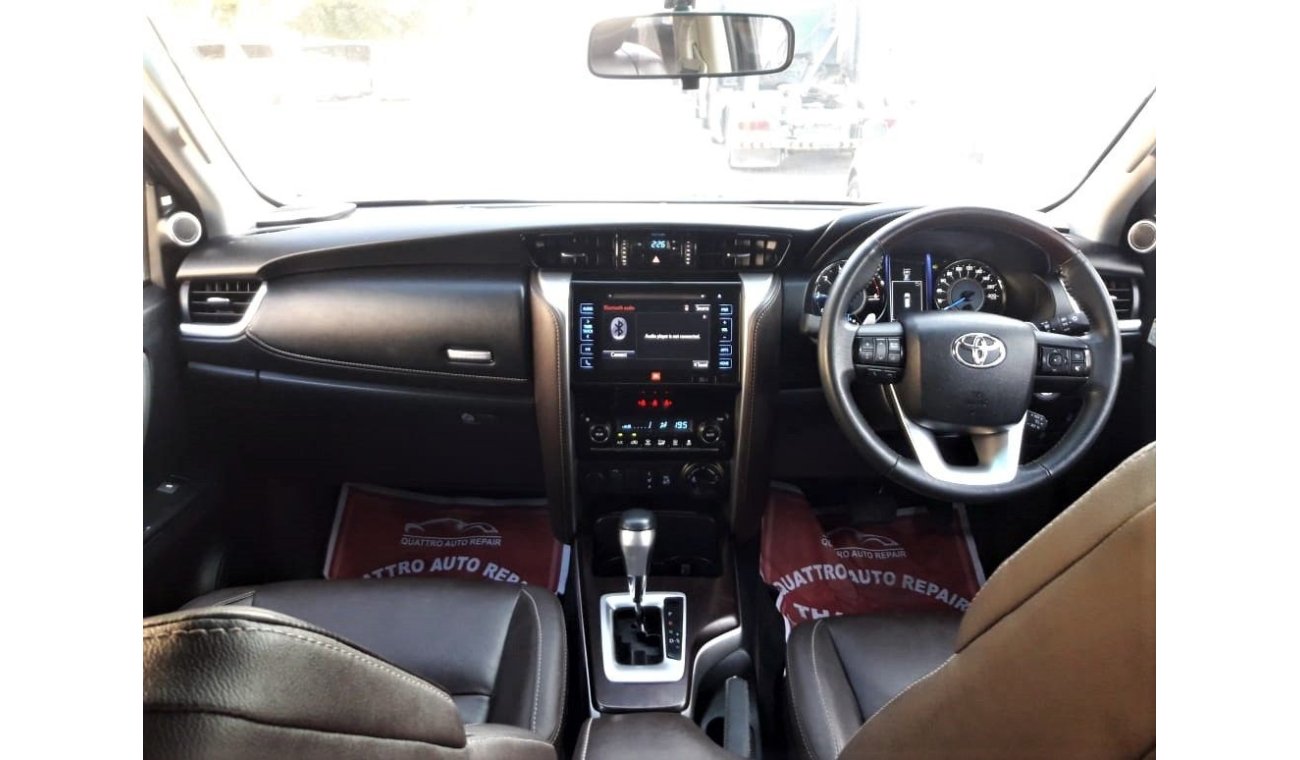 تويوتا فورتونر Toyota Fortuner RIGHT HAND DRIVE (Stock no PM 818)