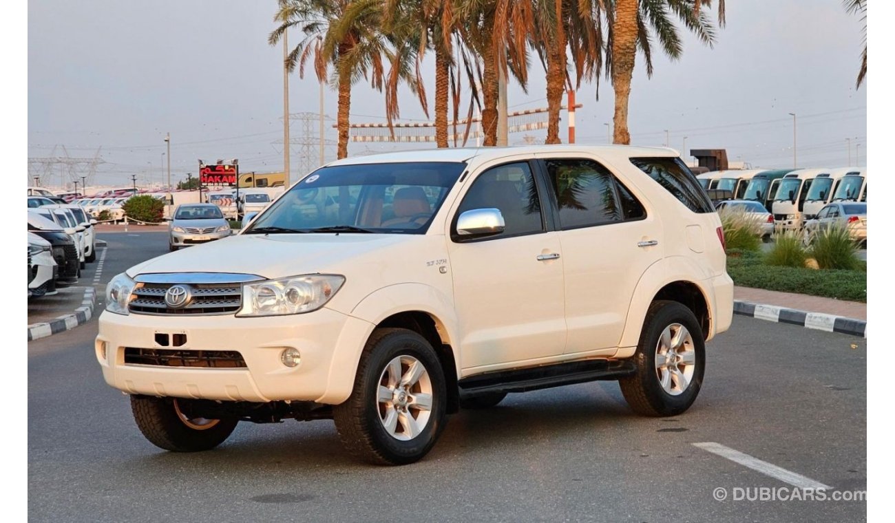 Toyota Fortuner 2008 |LEATHER BEIGE INTERIOR| 2.7L Petrol 4WD 7 SEATER | GOOD CONDITION