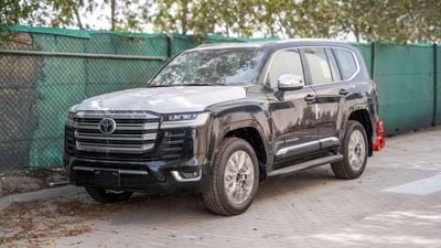 Toyota Land Cruiser VX 3.5L 2026 with memory seats