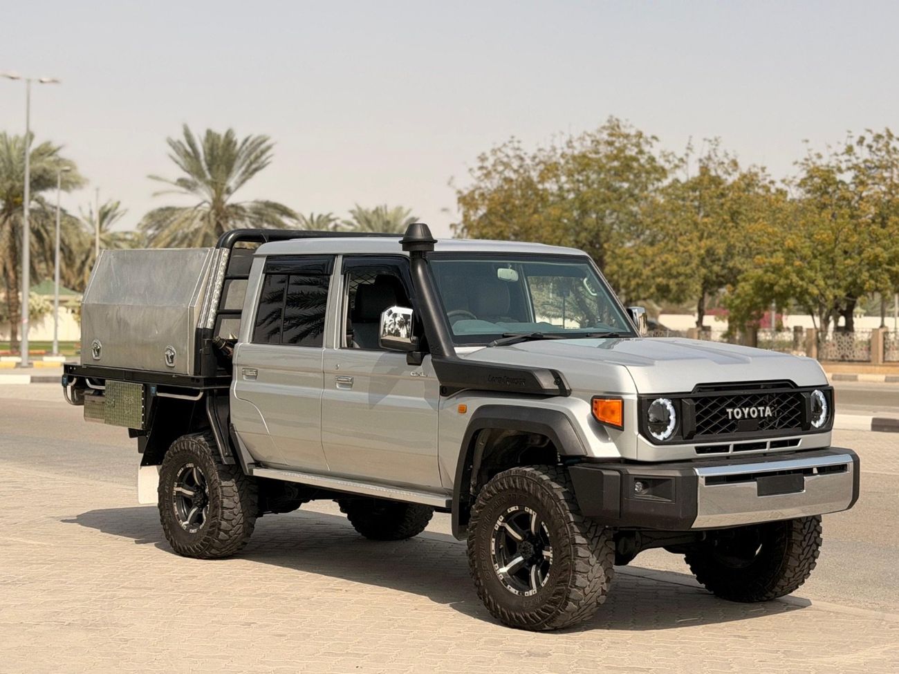 Toyota Land Cruiser 79 series