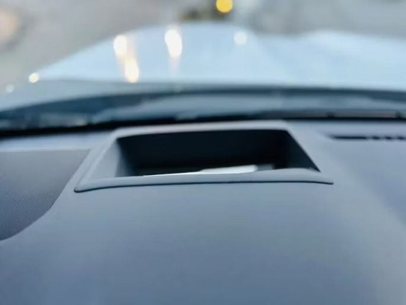 تويوتا لاند كروزر Toyota landcruise 2026Model Twin turbo 3.5L VXR V6 Colour Black Interior Red push start Transmission