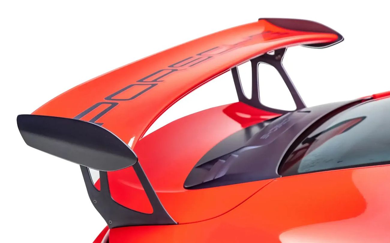 Porsche 911 GT3RS 4.0L (2 Seater) GT3RS - GCC Spec - With Warranty ( Al Nabooda )