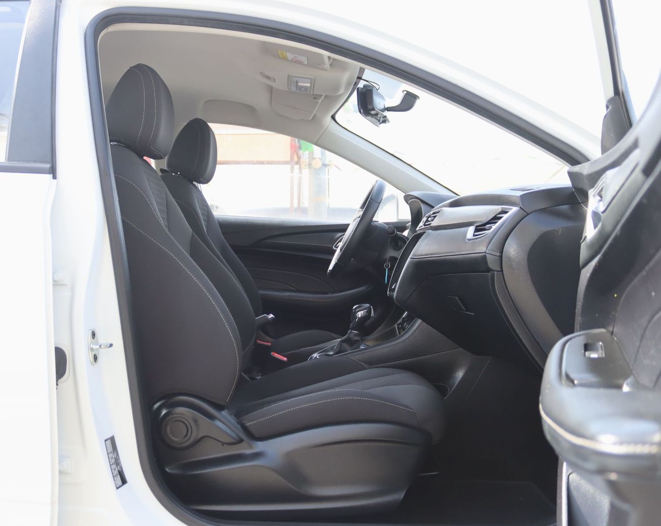 أم جي 5 آم جى 5 - 2024 - خليجى - بدون حوادث - بمحرك 1.5 - ممشى قليل - بحاله ممتازه