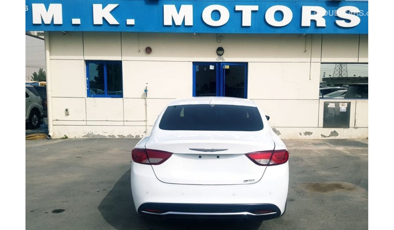 كرايسلر 200 chrysler 200 2015