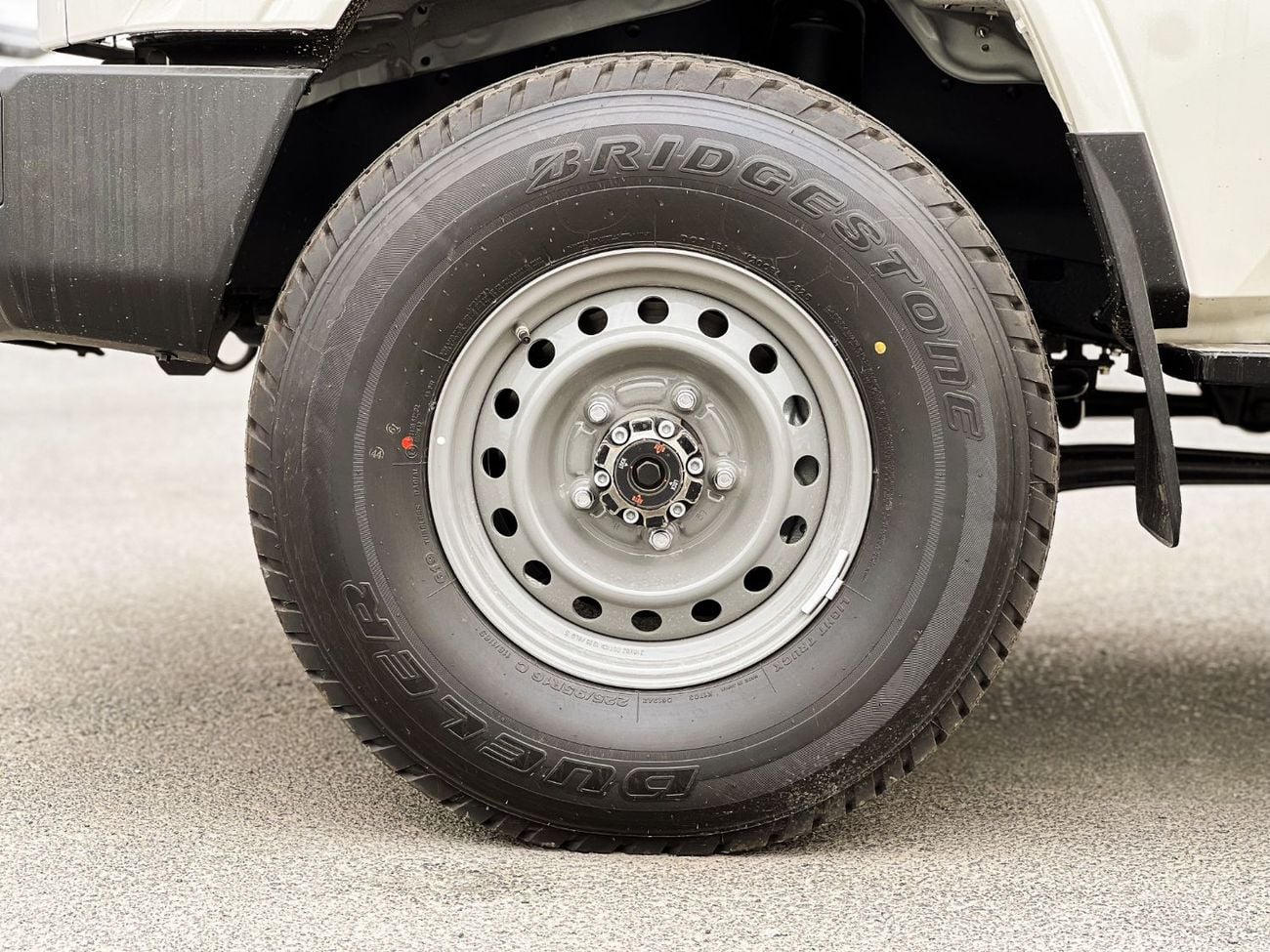 تويوتا لاند كروزر بيك آب EXPORT ONLY - Toyota LC79 SC STD 2.8L Petrol M/T