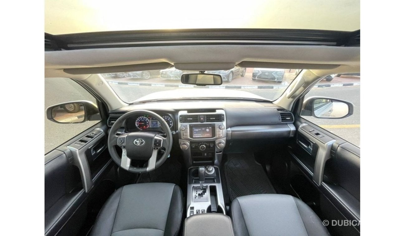 Toyota 4Runner 2019 Toyota 4Runner SR5 Premium 4x4 AWD Full Option Sunroof -  UAE PASS 5% VAT Applicable for