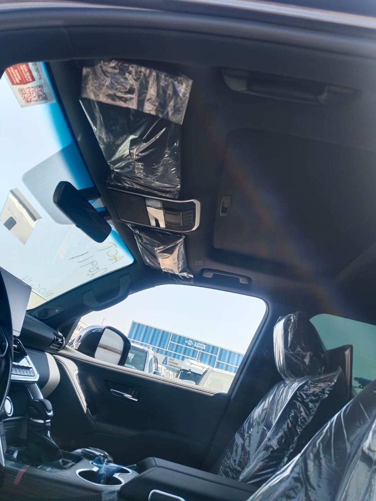 تويوتا لاند كروزر VXR 3.5L Petrol Automatic (EXPORT TO AFRICA ONLY)