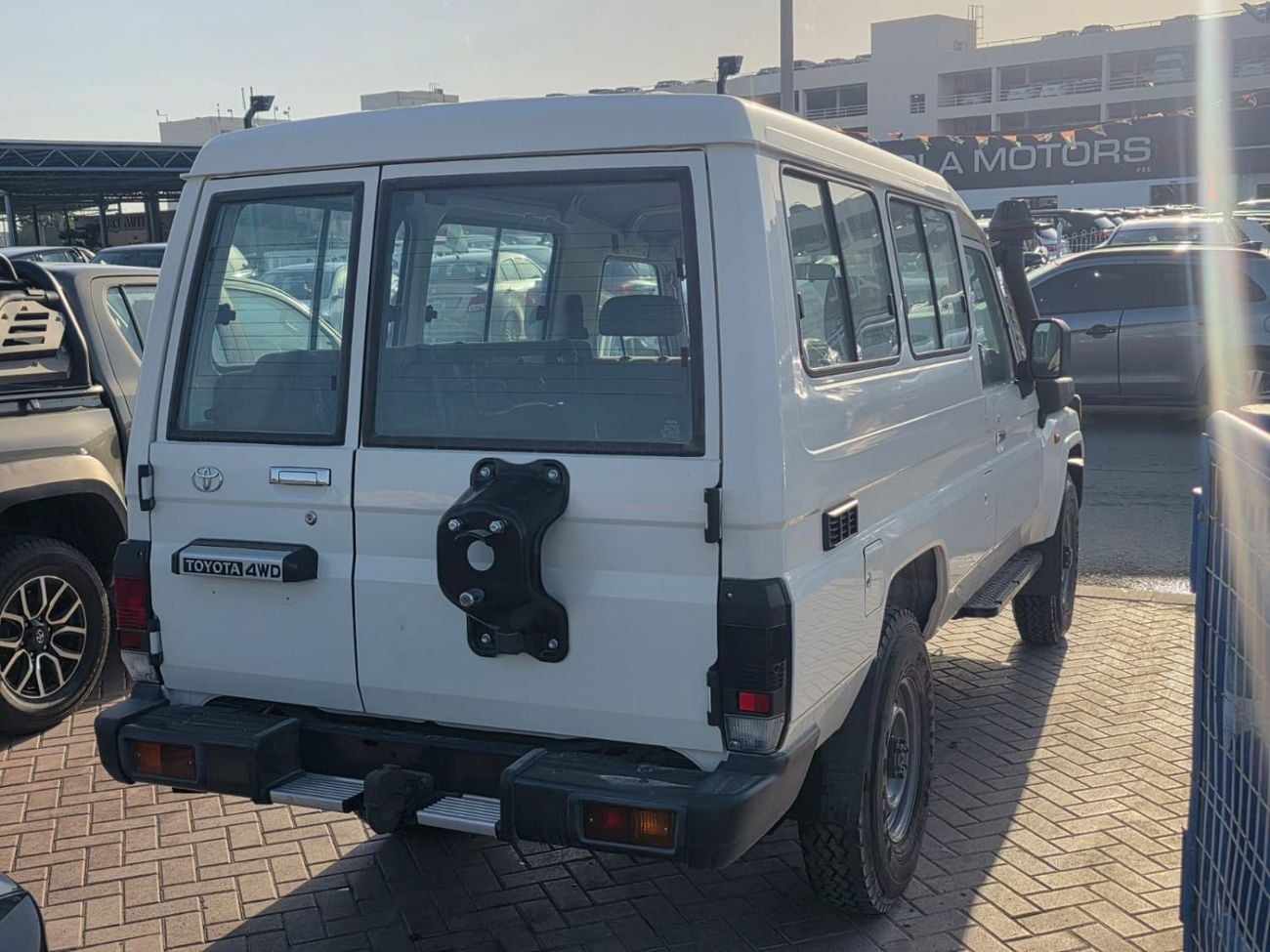 Toyota Land Cruiser DLX Diesel 2.8 liter ,Automatic gear ,Manual  Windows ,Left Hand Drive