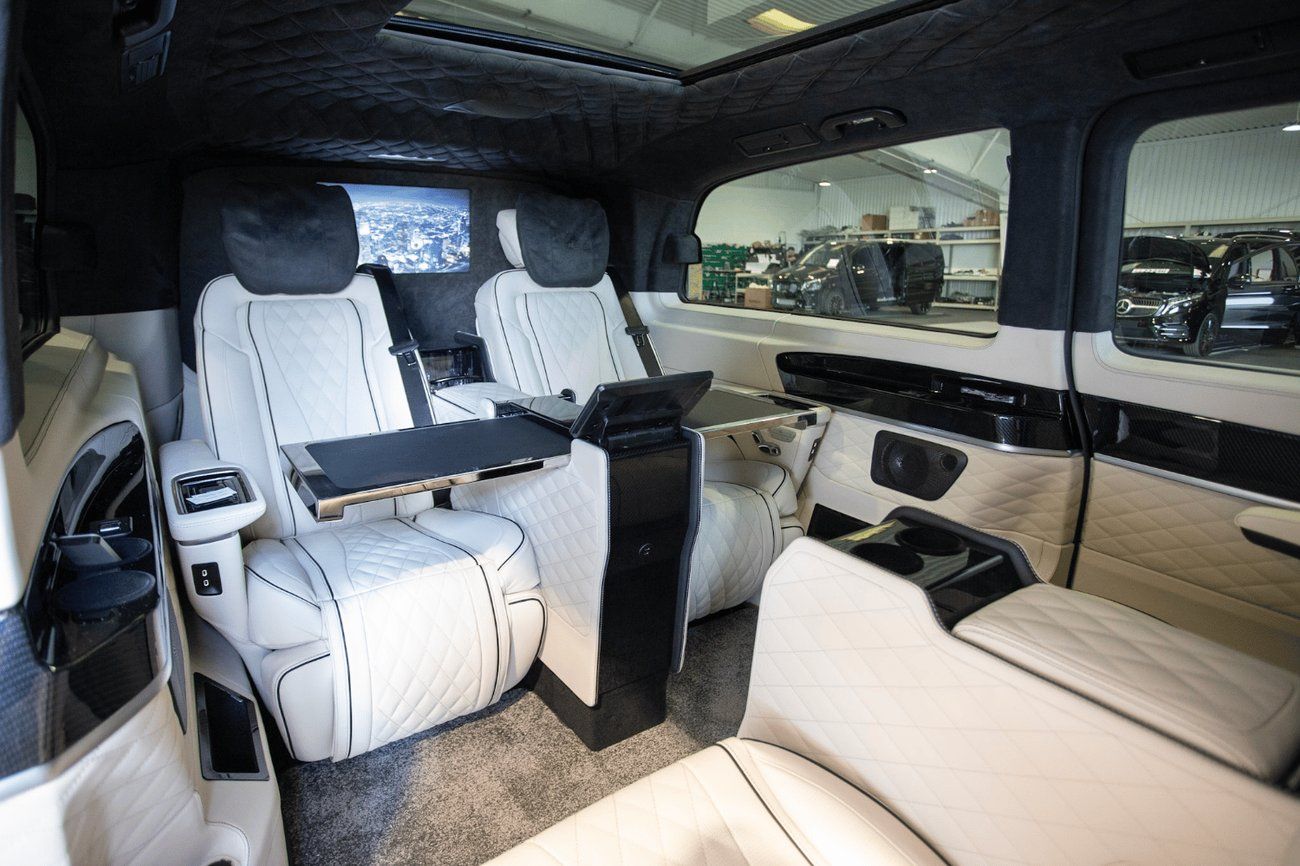 مرسيدس بنز V 300 Senzati GCC VIP Mercedes-Benz Approved Conversion