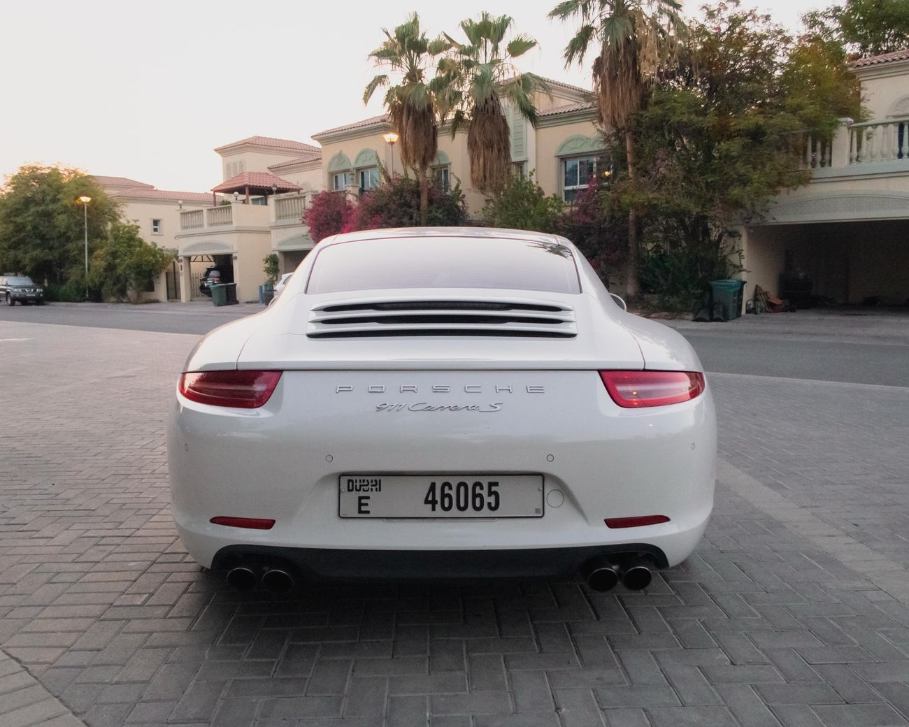 Porsche 911 Carrera S 3.8L (400 HP) Coupe