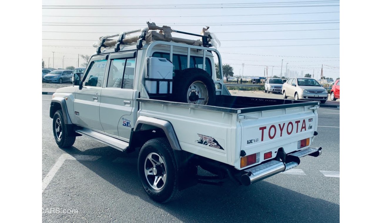 Toyota Land Cruiser Pick Up Clean car full option