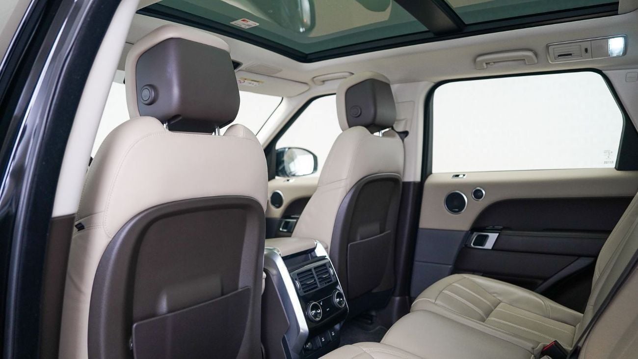 لاند روفر رينج روفر سبورت HSE Dynamic 3.0L UAE's Very Best Example | 2 Years Free Servicing | AED 3,537 Per Month