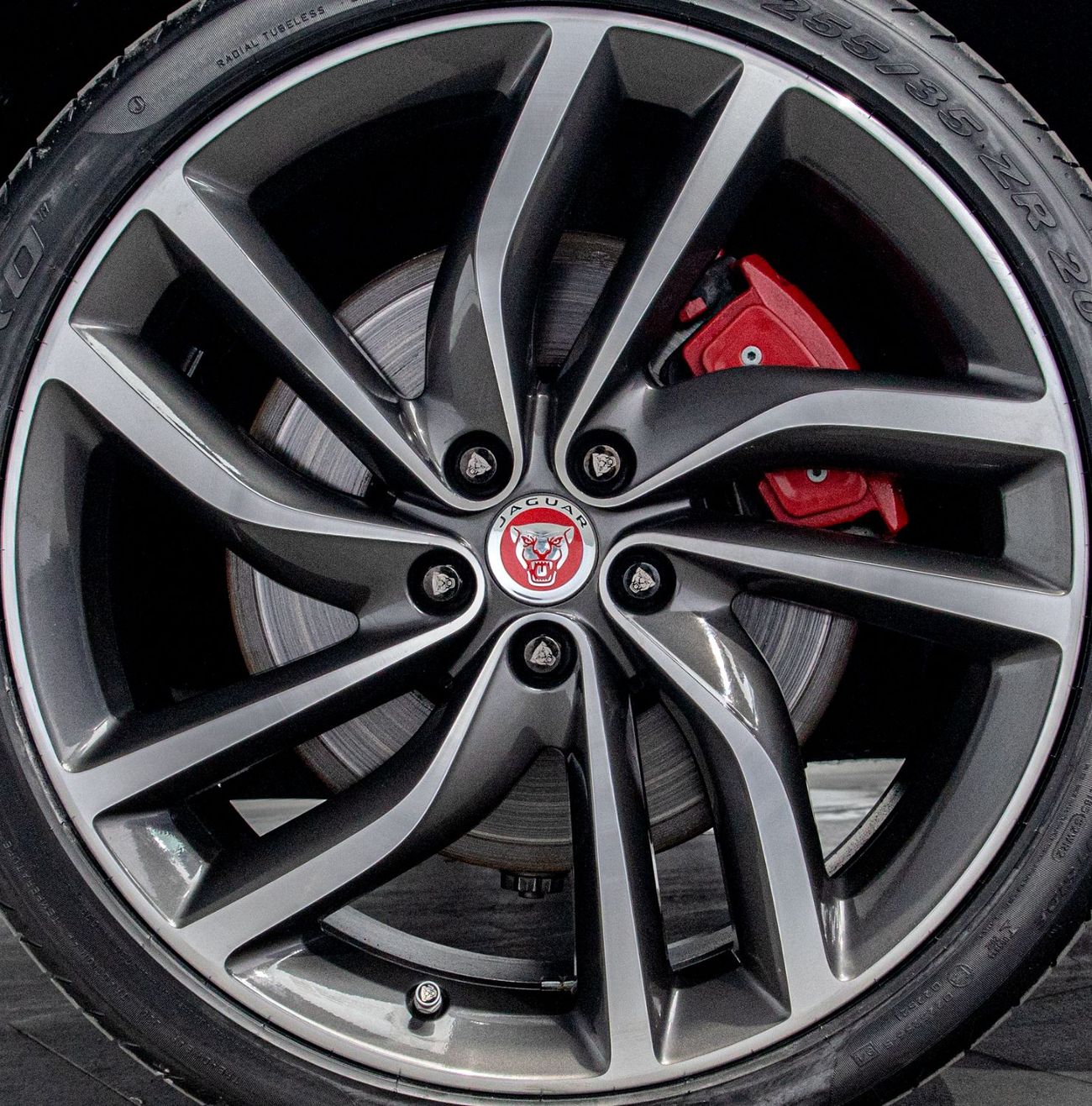 جاكوار XF S 3.0L Sedan