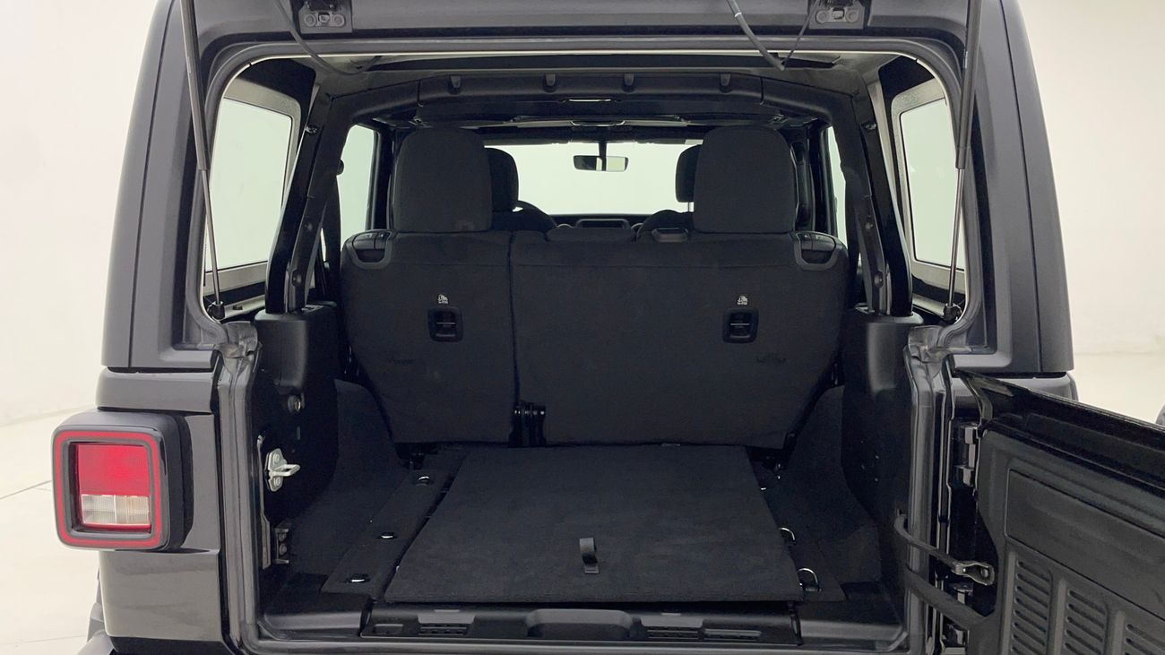 جيب رانجلر UNLIMITED SPORT 3.6 | بدون دفعة مقدمة | اختبار القيادة في المنزل