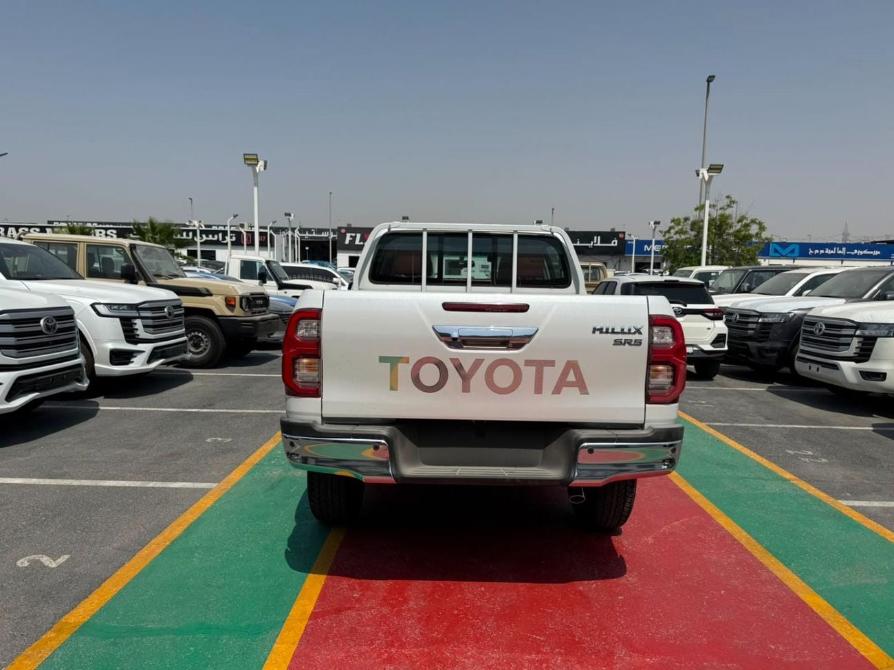 Toyota Hilux SR5 (NON GCC) HILUX 4.0L V6 , SR5 Full Option 4X4 D/C 2026 Model